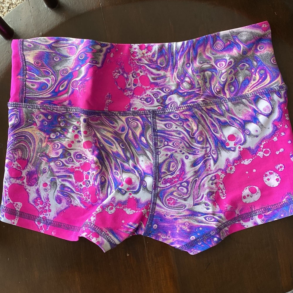 Bixby Rosa Shorts - Picture 2 of 3